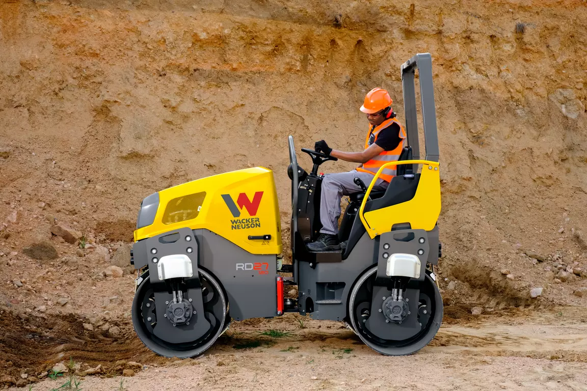 Wacker Neuson Tandem roller RD27